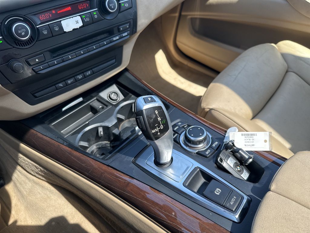 Vehicle image 20 of 26