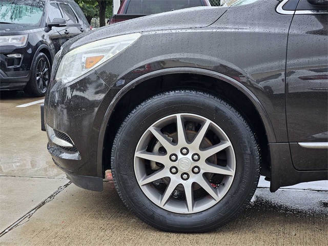 Vehicle image 8 of 34