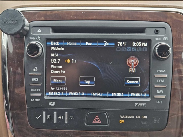 Vehicle image 17 of 34