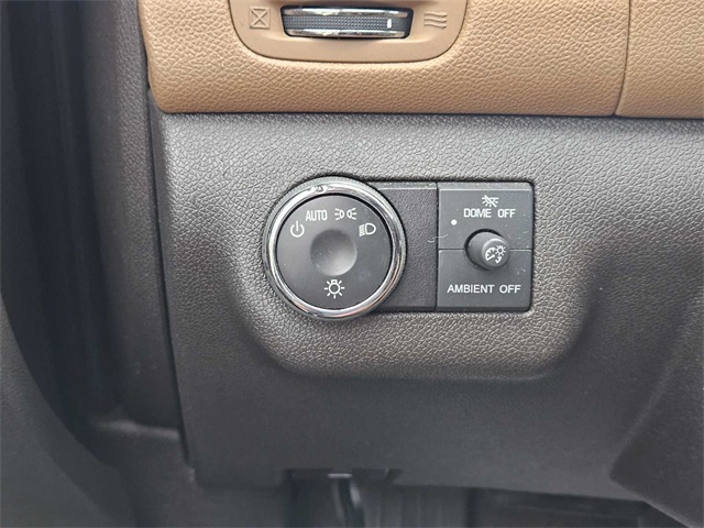 Vehicle image 26 of 34