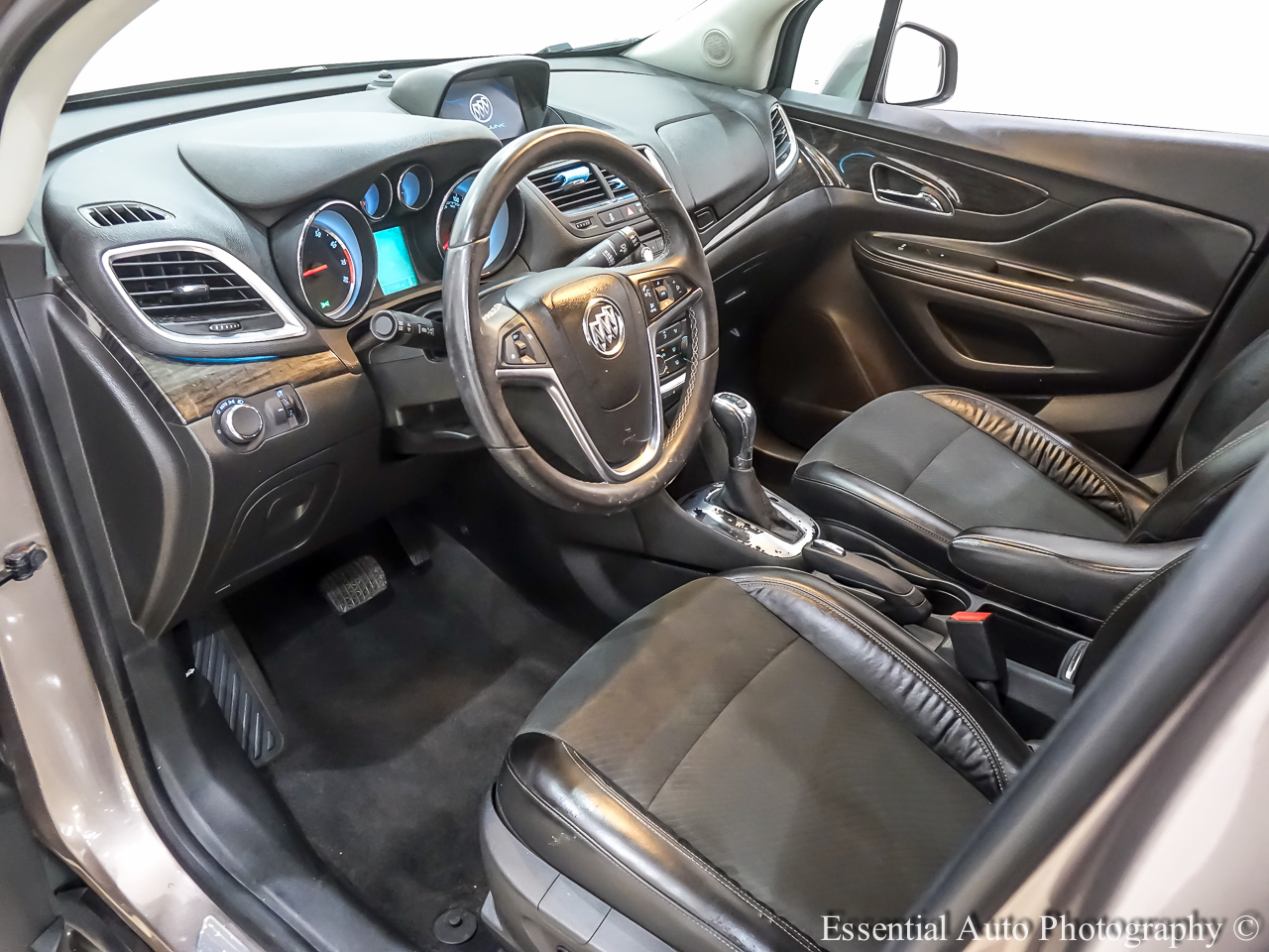 Vehicle image 14 of 37