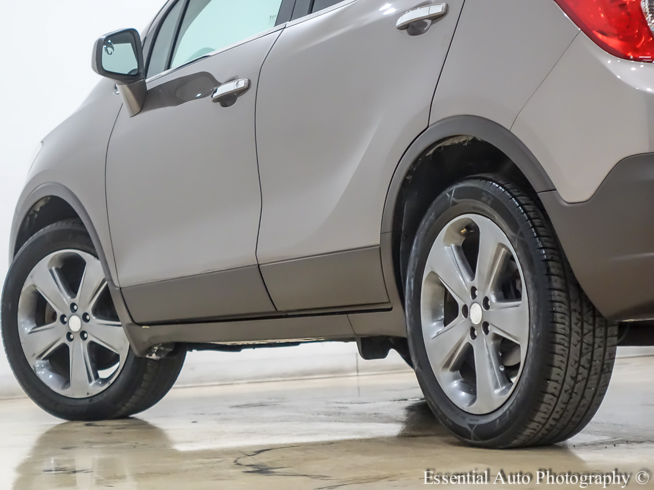 Vehicle image 11 of 37