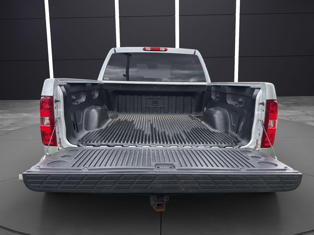 Vehicle image 5 of 19