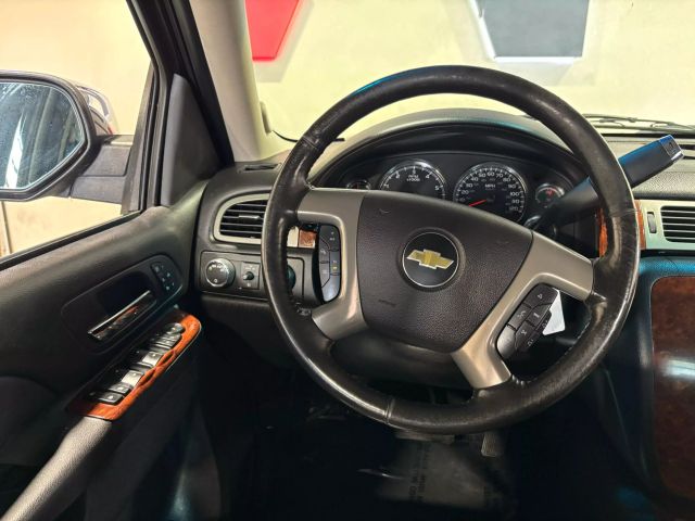 Vehicle image 21 of 22