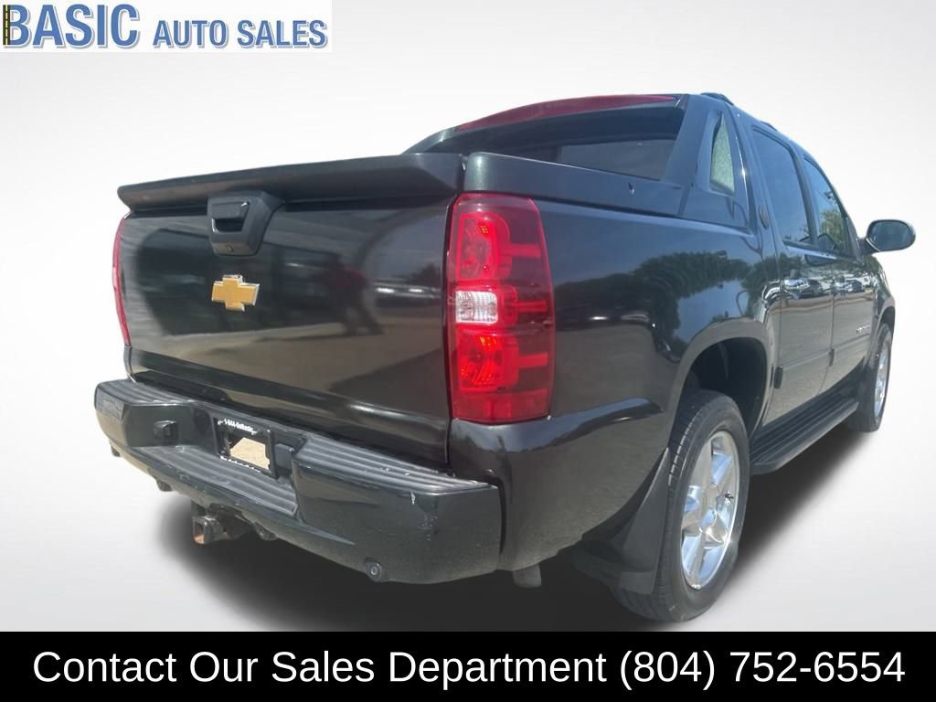 Vehicle image 5 of 25