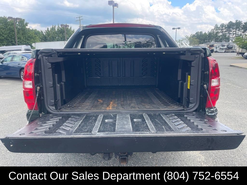 Vehicle image 24 of 25