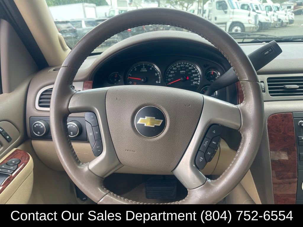 Vehicle image 15 of 25