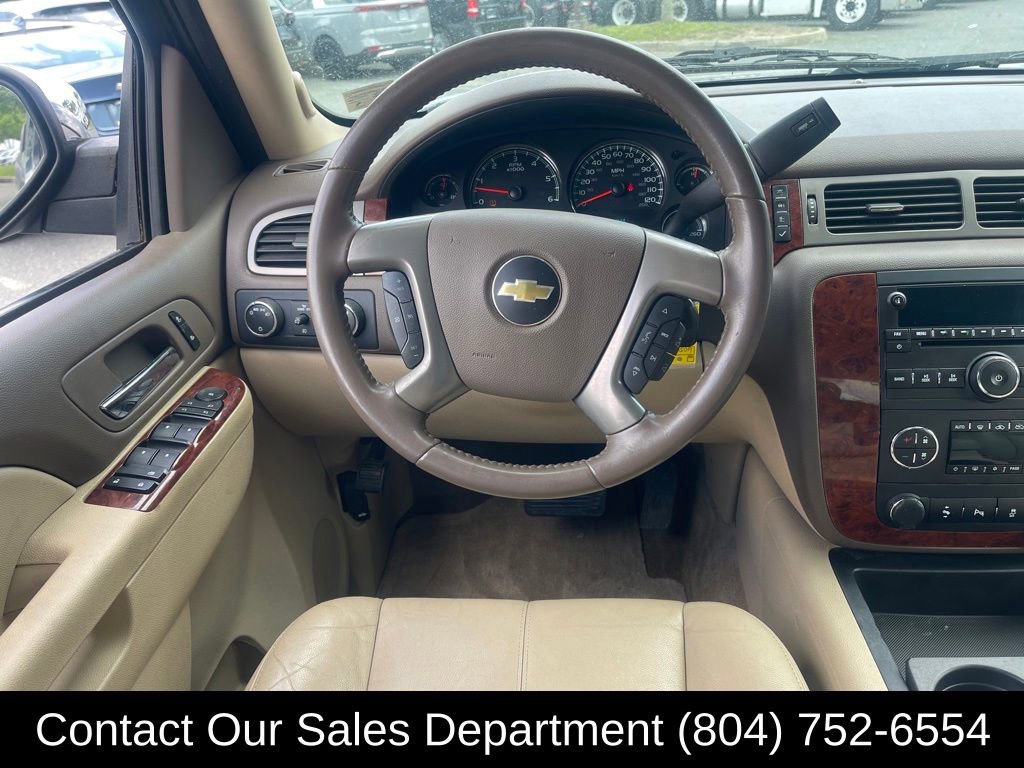 Vehicle image 14 of 25