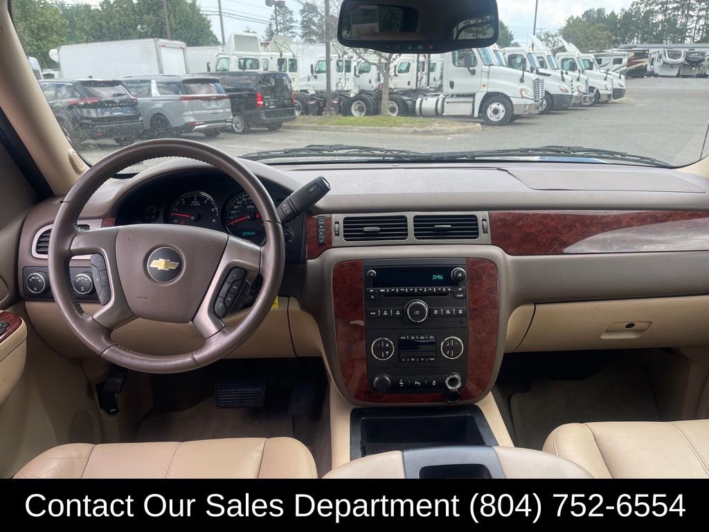 Vehicle image 13 of 25