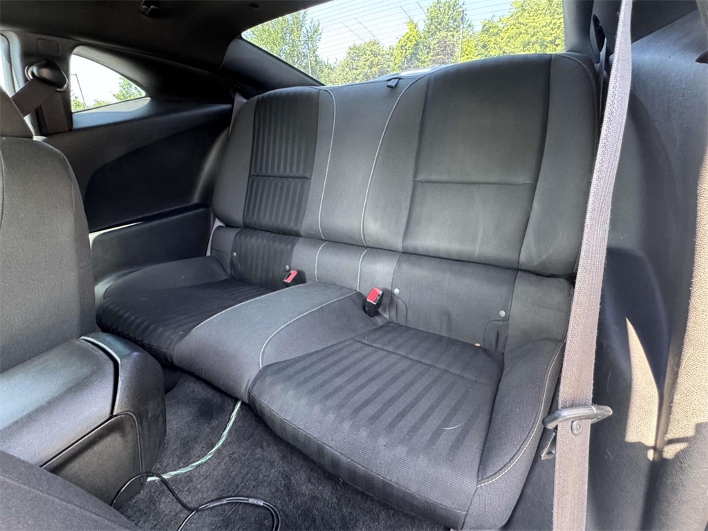 Vehicle image 11 of 31