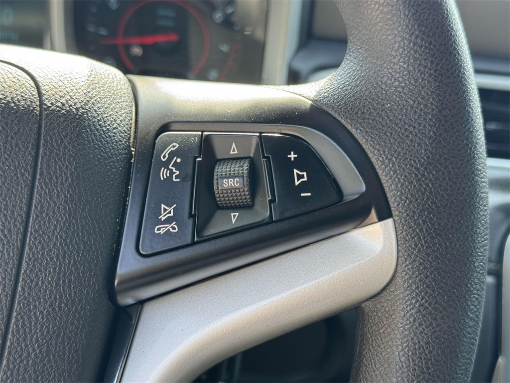 Vehicle image 23 of 31