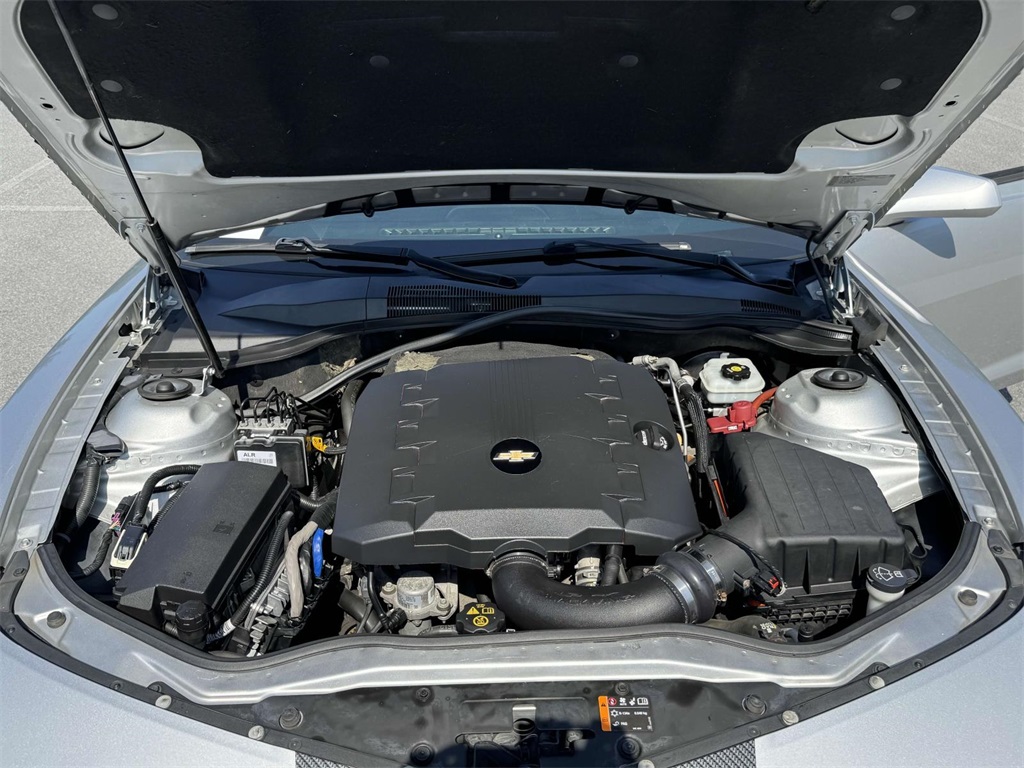 Vehicle image 8 of 31