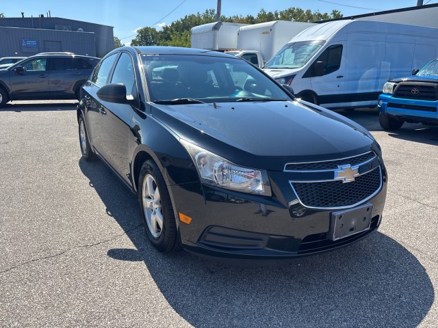 2013 Chevrolet Cruze 1LT Image 1 of 17