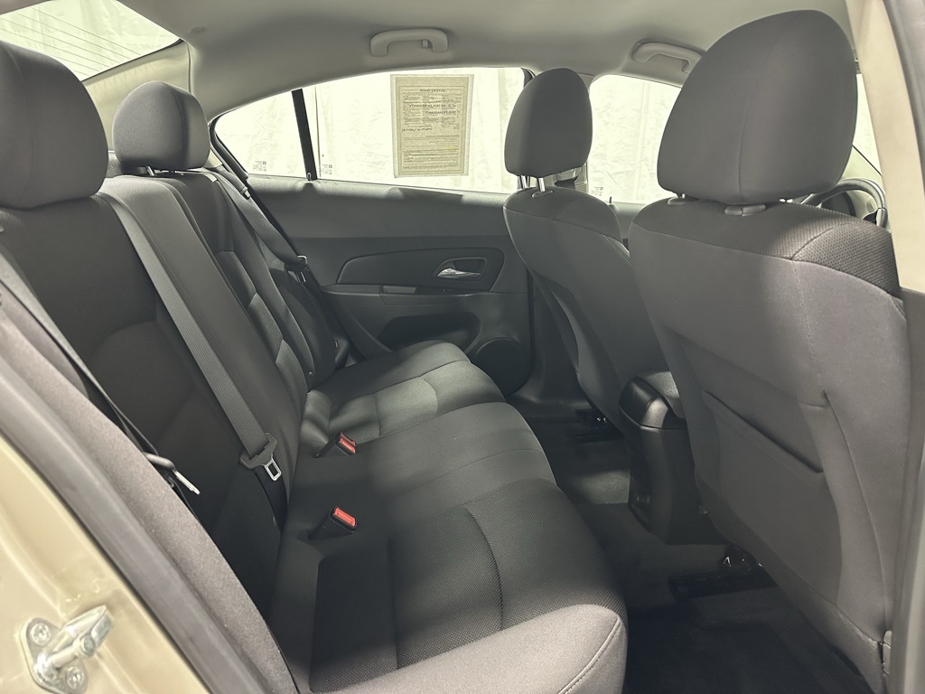 2013 Chevrolet Cruze Eco Image 15 of 65