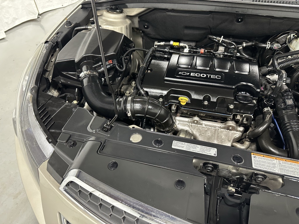 2013 Chevrolet Cruze Eco Image 9 of 65