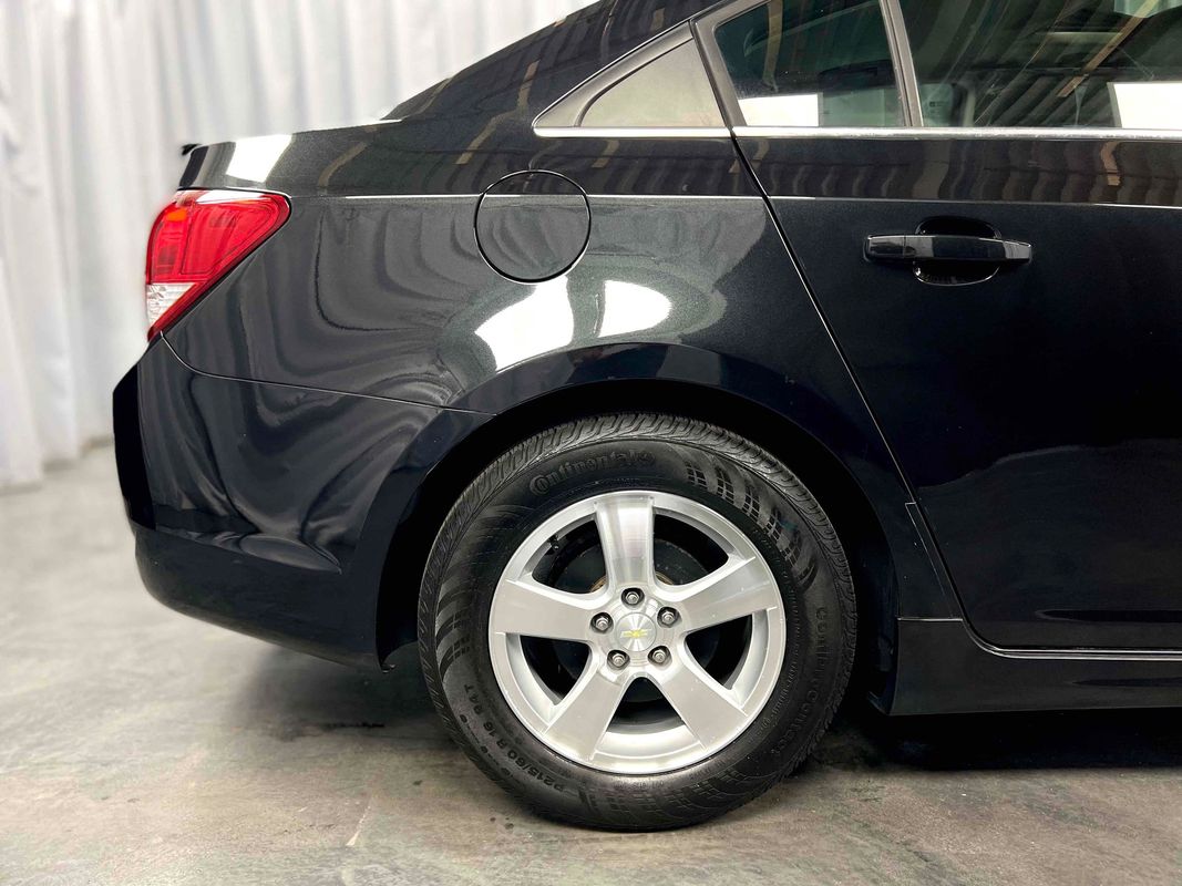 2013 Chevrolet Cruze 1LT Image 36 of 38