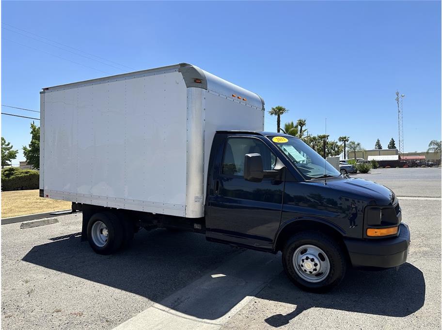 Vehicle image 5 of 33