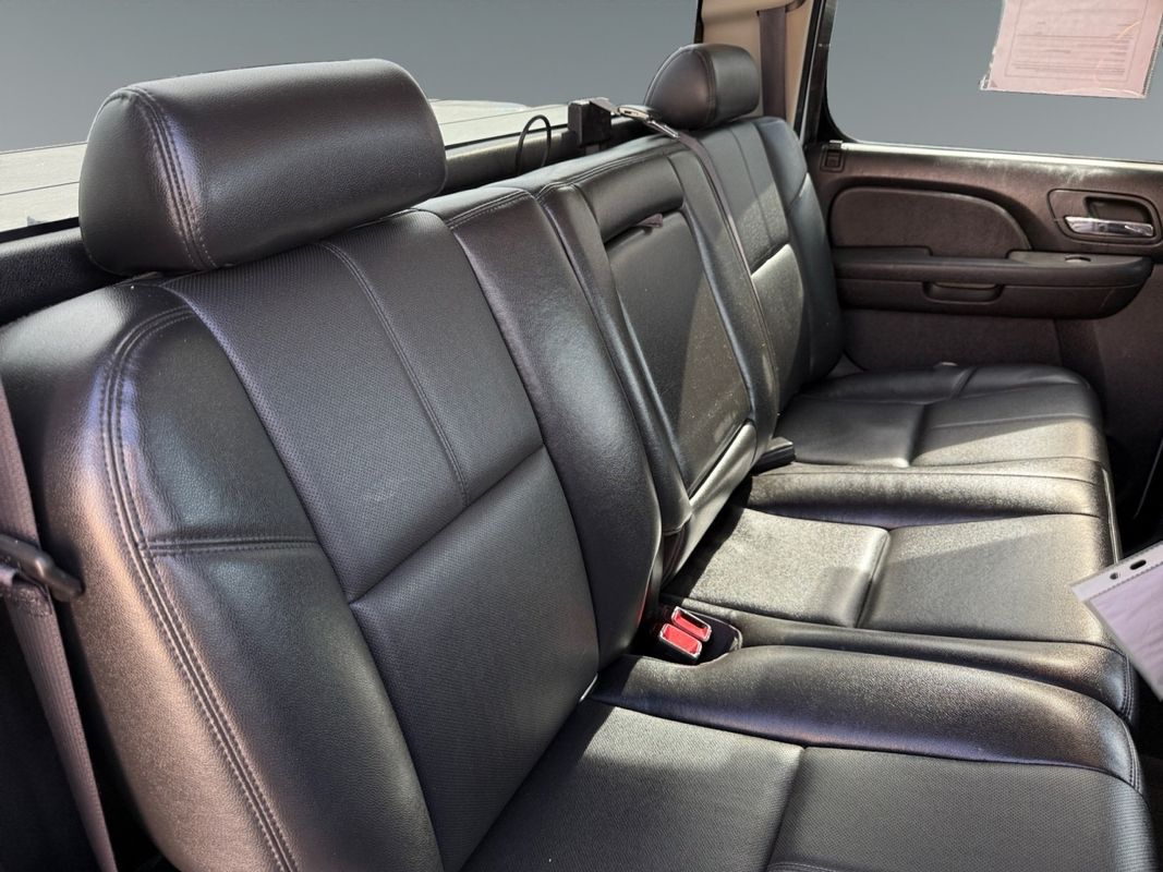 2013 Chevrolet Silverado 1500 LTZ Image 10 of 15