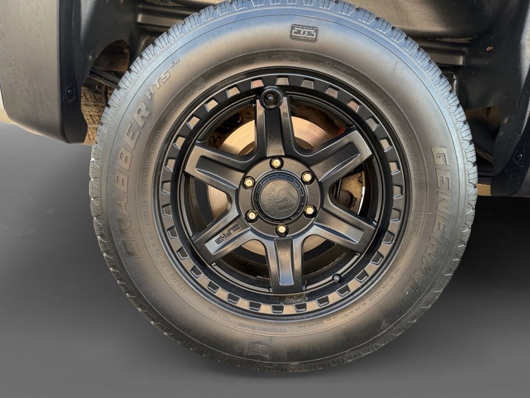 2013 Chevrolet Silverado 1500 LTZ Image 9 of 15