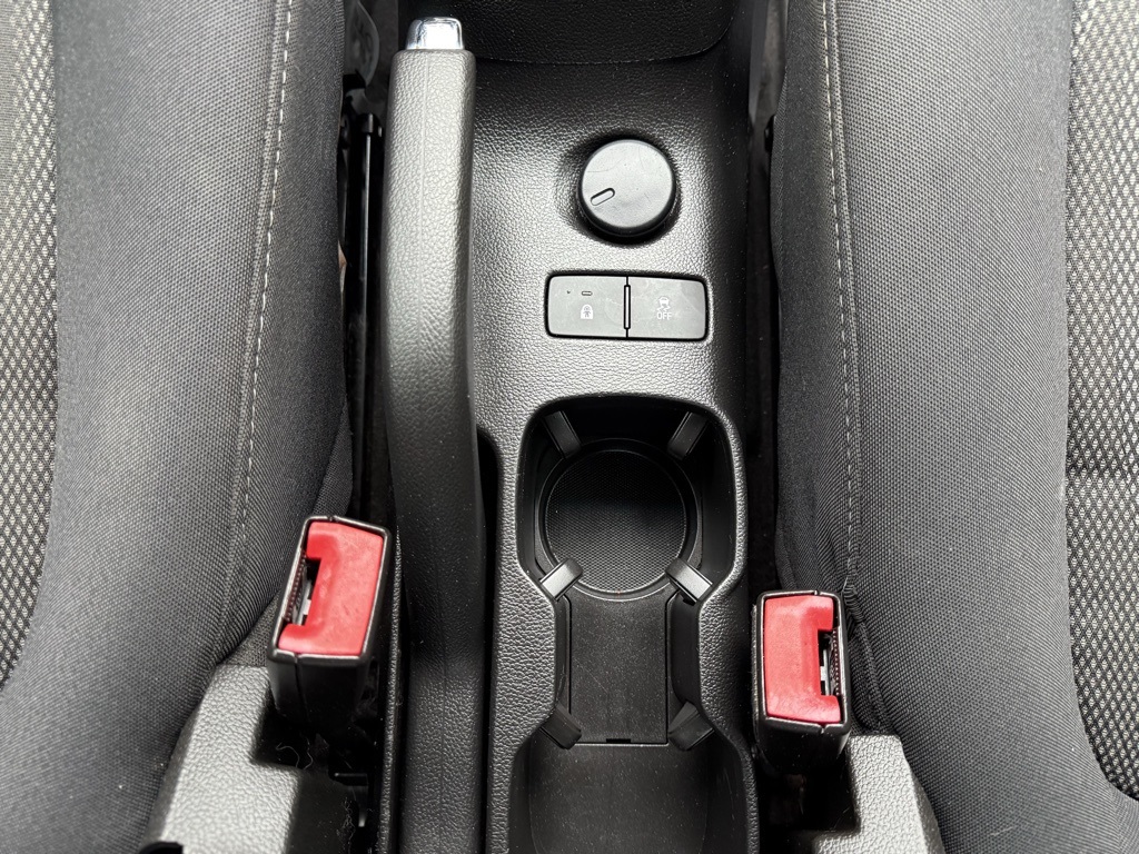 Vehicle image 22 of 30