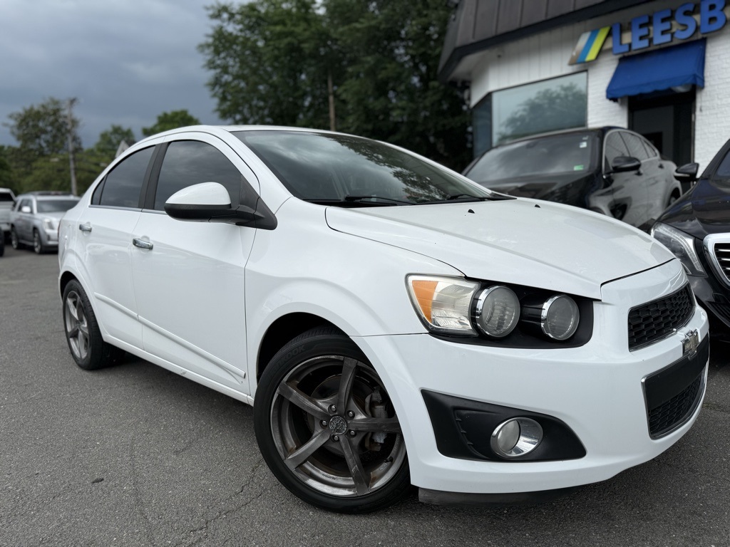 Vehicle image 2 of 30