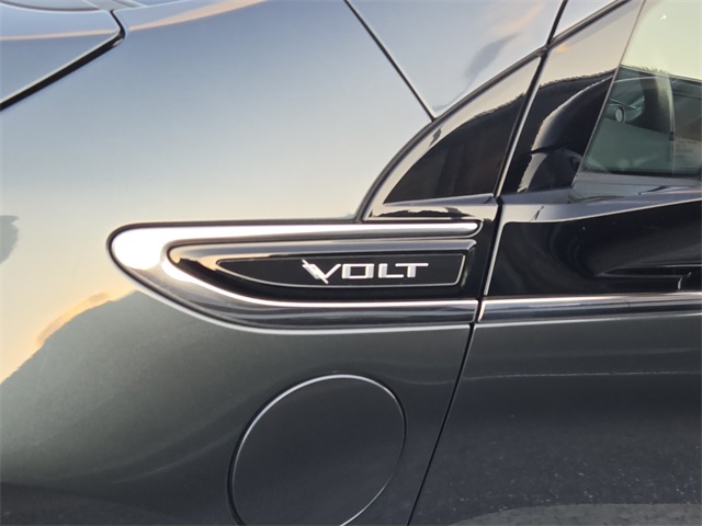 Vehicle image 8 of 27