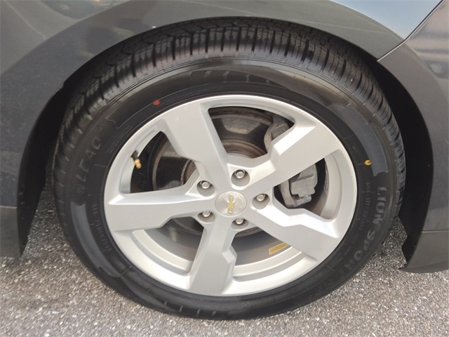 Vehicle image 18 of 27