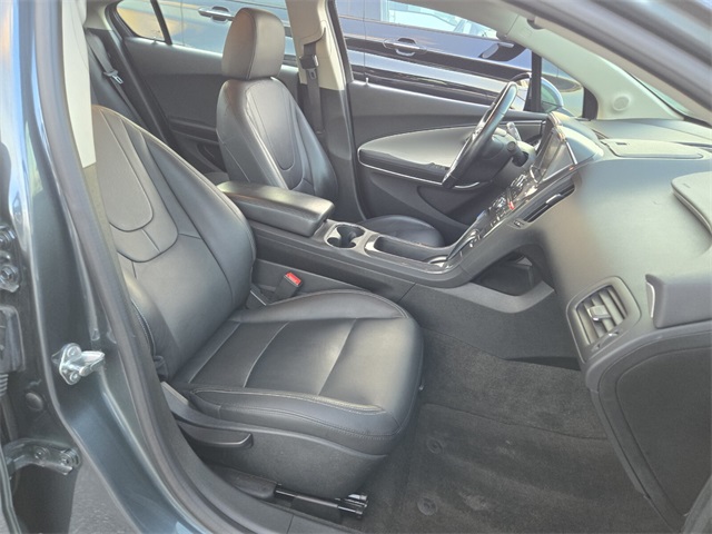 Vehicle image 17 of 27