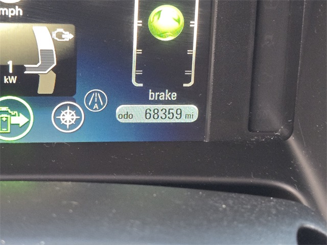 Vehicle image 23 of 27