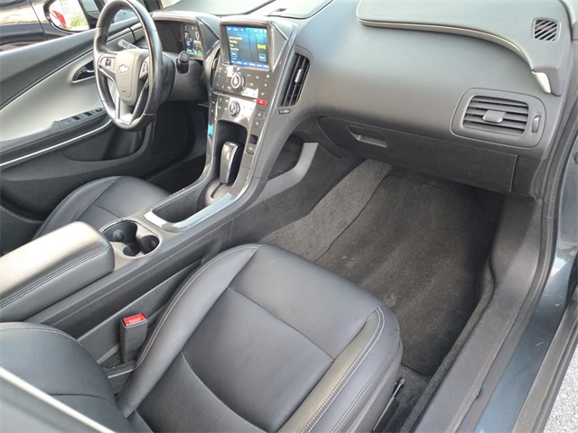 Vehicle image 16 of 27