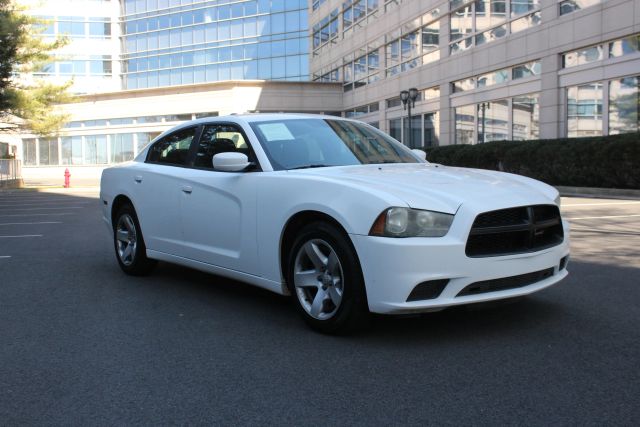 2013 Dodge Charger Police Image 3 of 32