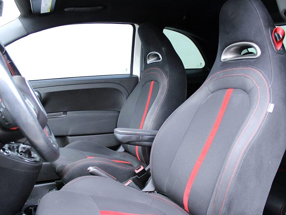 Vehicle image 11 of 21