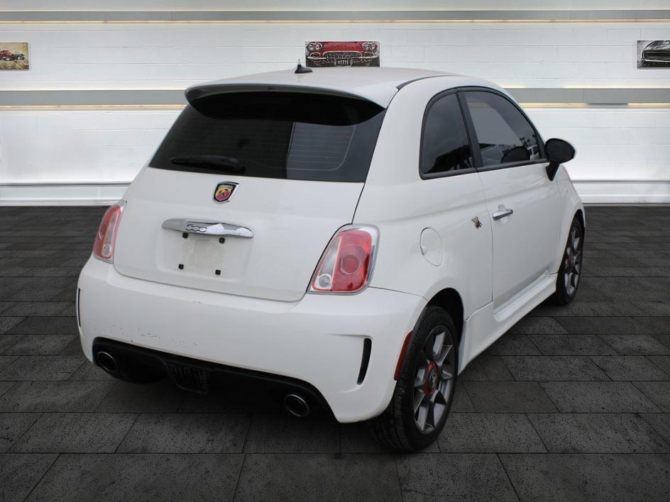 Vehicle image 4 of 21