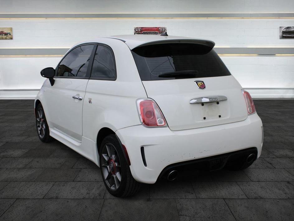 Vehicle image 6 of 21