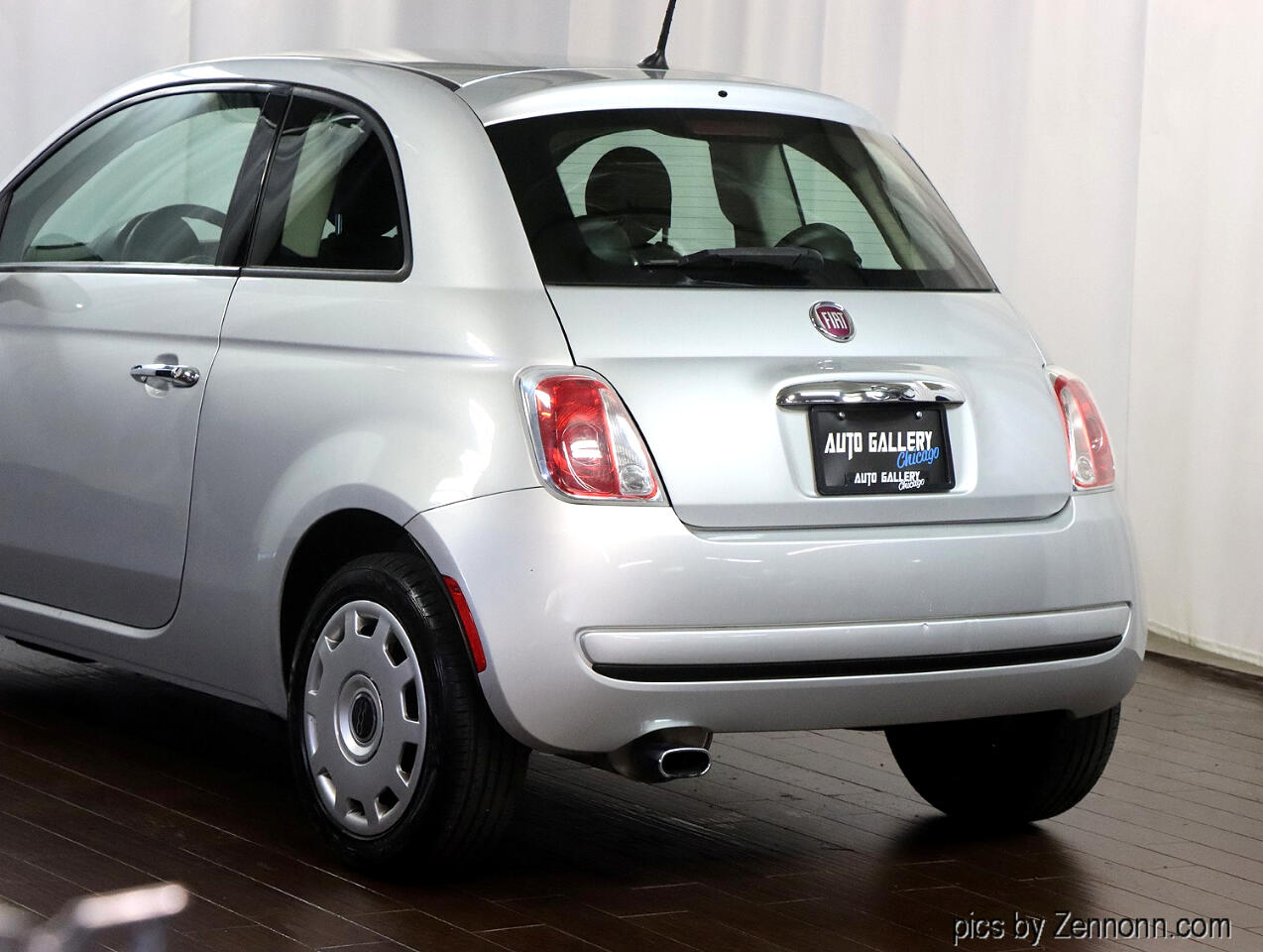 Vehicle image 7 of 32