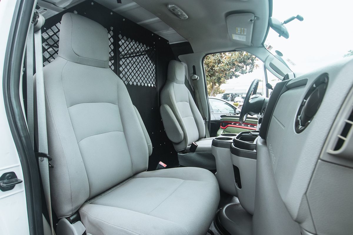 2013 Ford Econoline Commercial Image 8 of 18