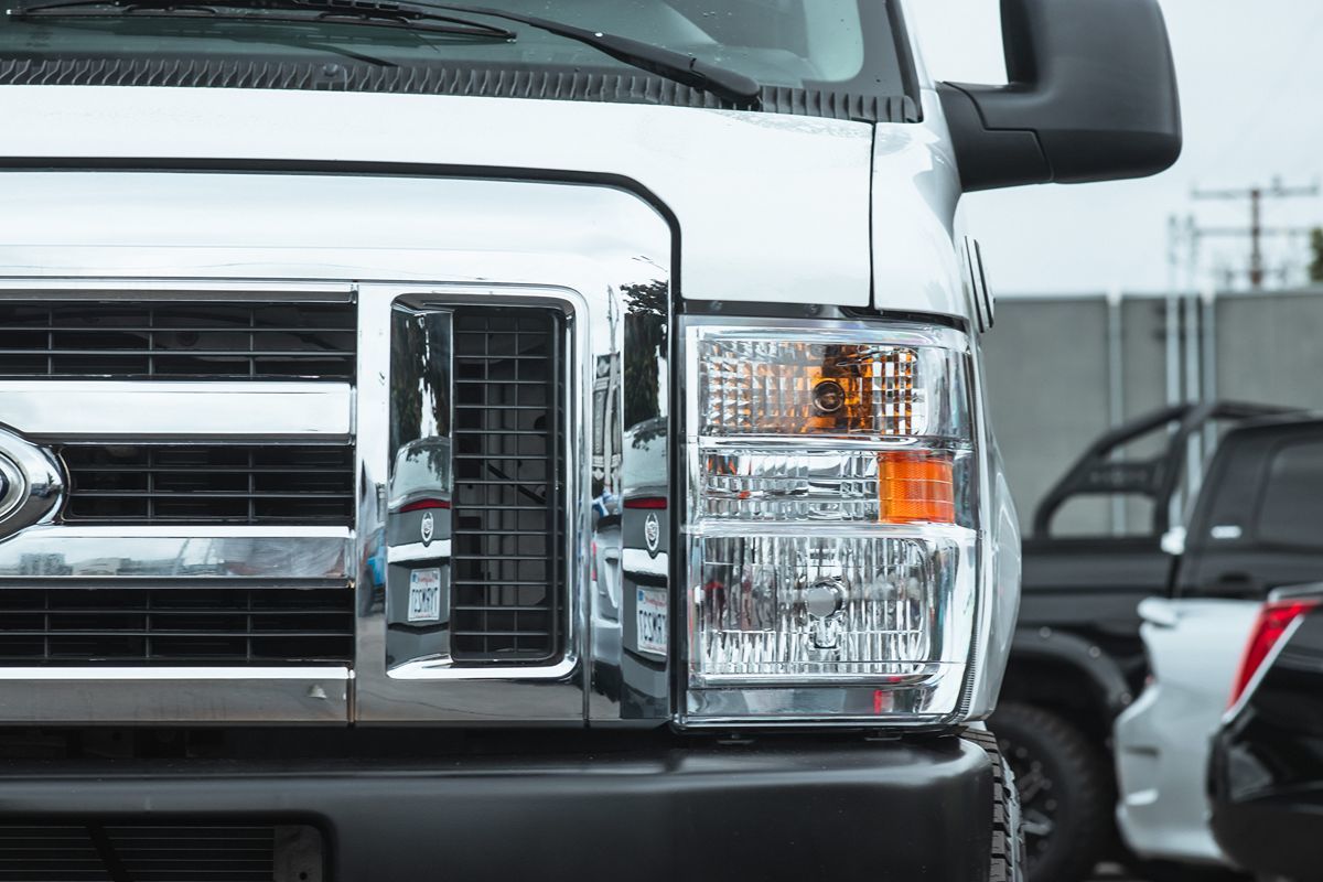 2013 Ford Econoline Commercial Image 18 of 18