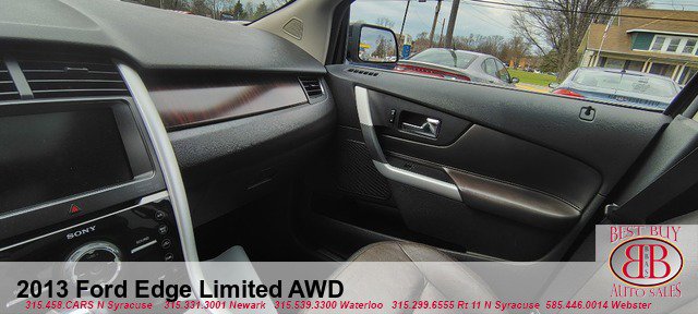 Vehicle image 18 of 19
