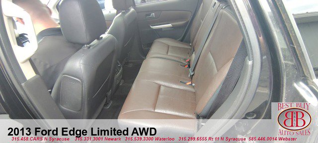 Vehicle image 11 of 19