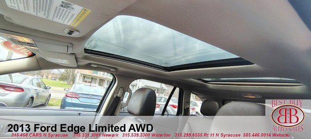 Vehicle image 12 of 19