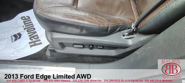 Vehicle image 10 of 19