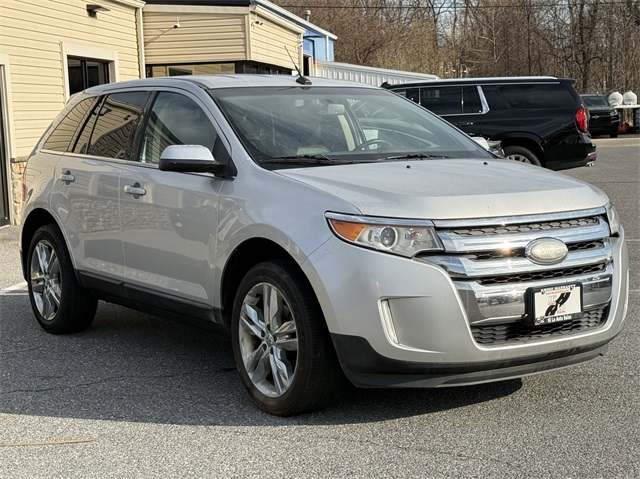 Vehicle image 3 of 24
