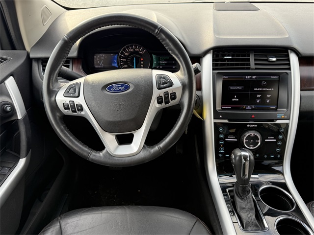 Vehicle image 15 of 24