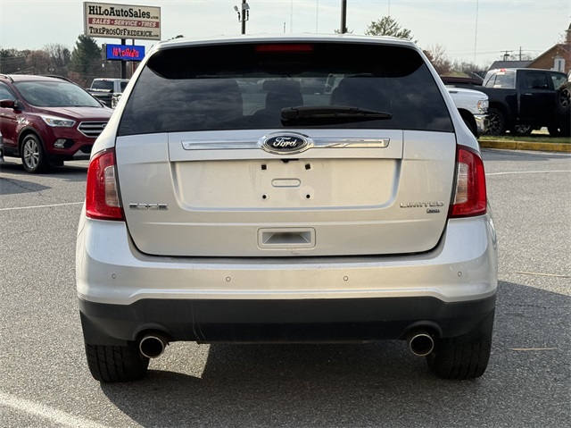 Vehicle image 6 of 24