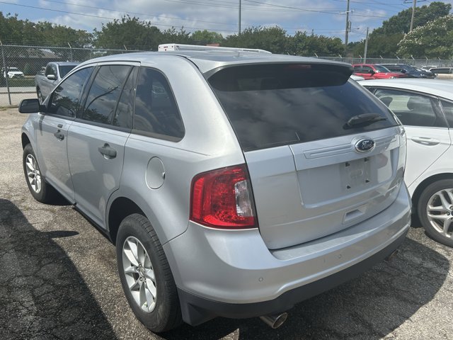 Vehicle image 11 of 28