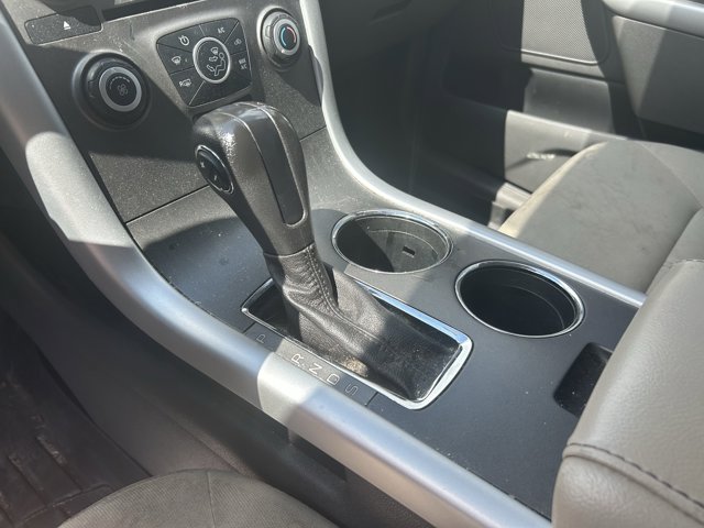 Vehicle image 18 of 28