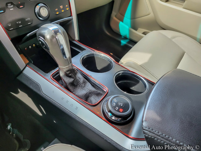 Vehicle image 24 of 37