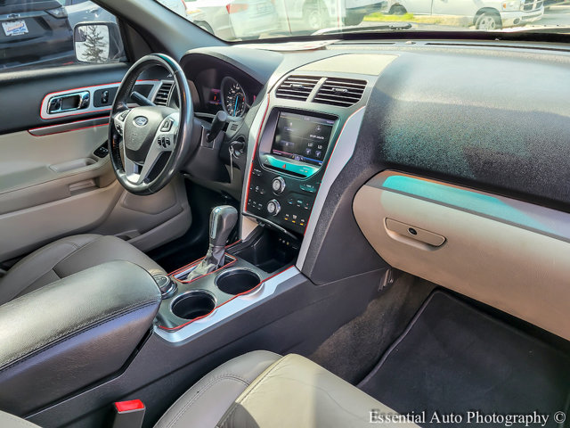 Vehicle image 32 of 37