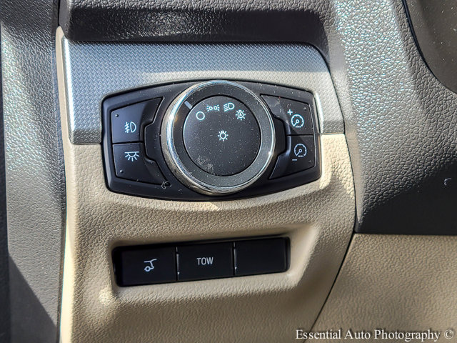 Vehicle image 14 of 37