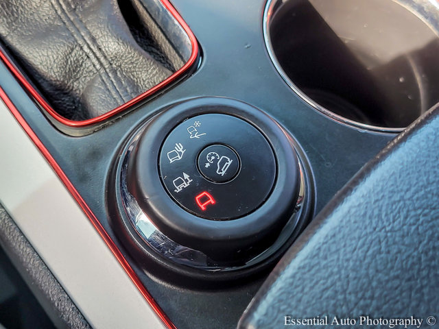 Vehicle image 22 of 37
